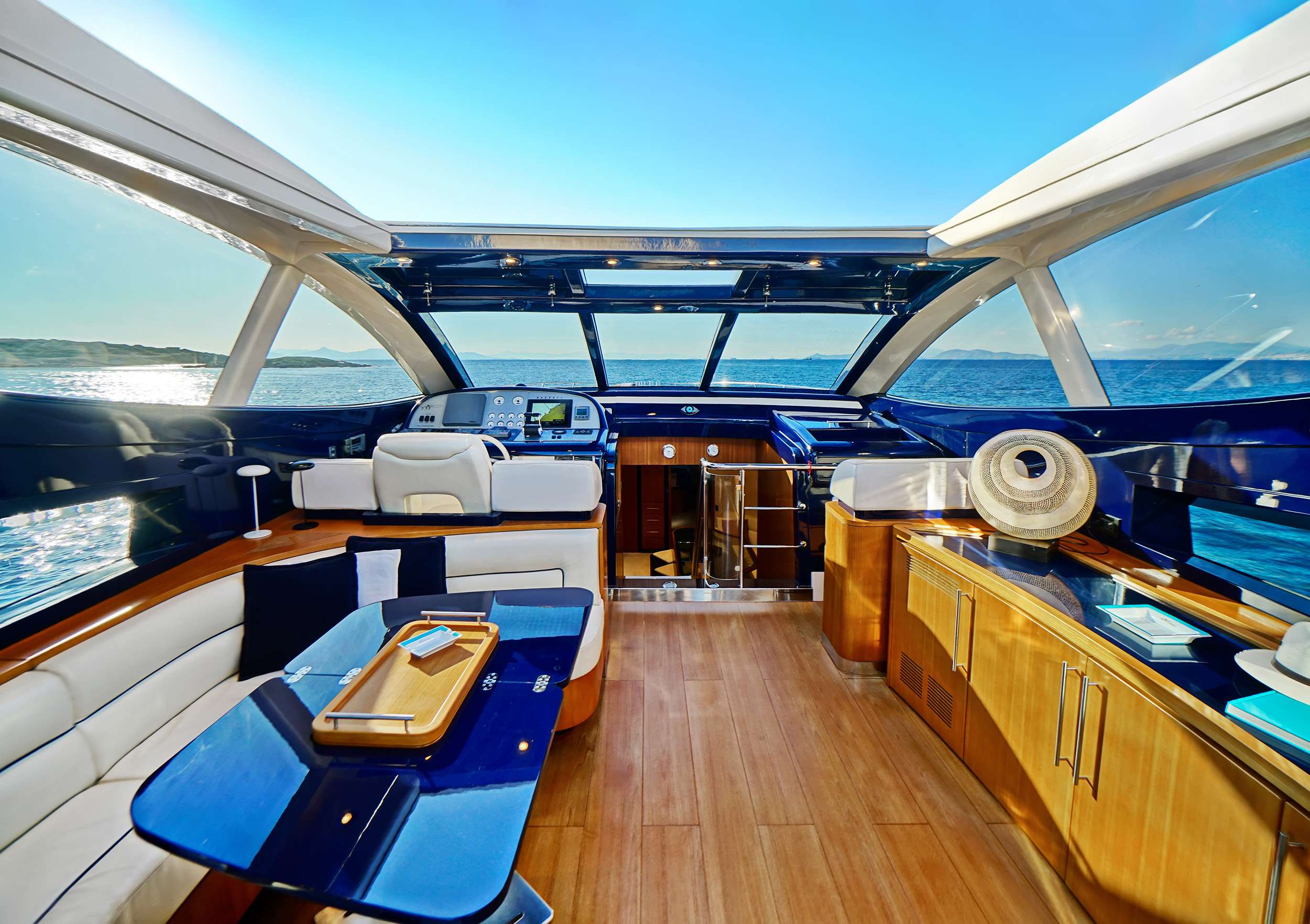 SEA U