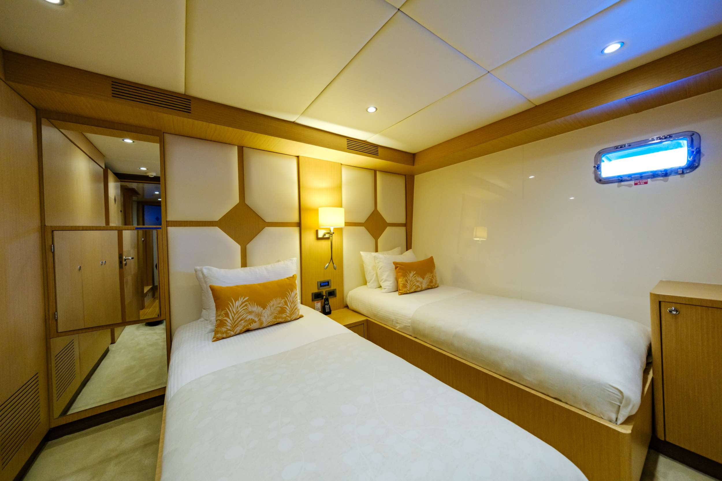 OTTAWA IV
