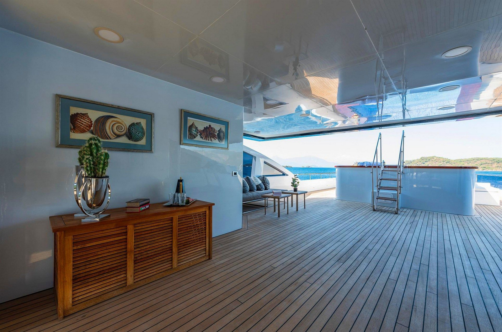 OCEAN BREEZE